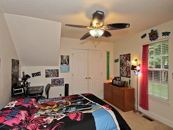 4th image of 132 Kingfisher Dr