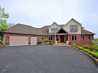 S107 Kenmar Ct, Elburn, IL 60119