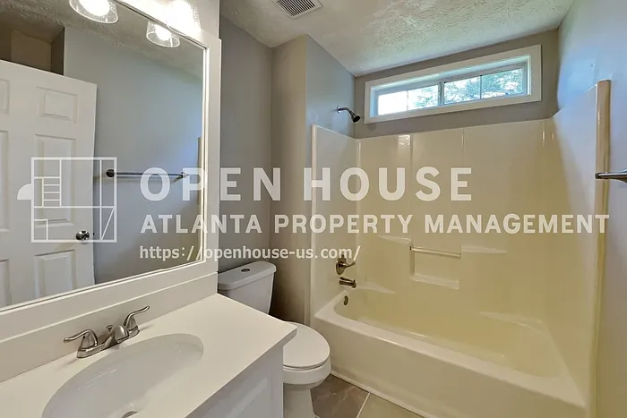 111 Meadowview Ln — Photo 17