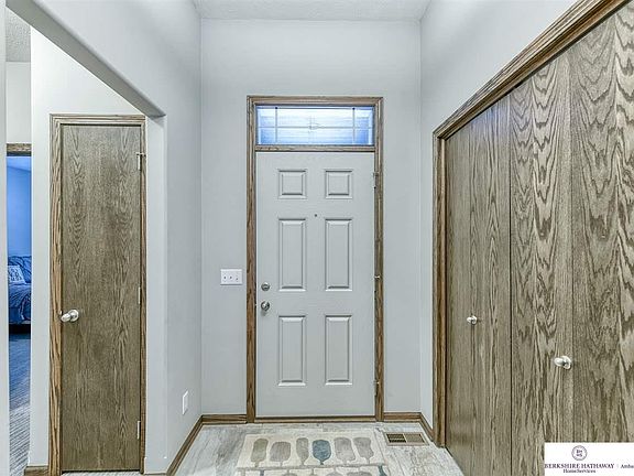 3rd image of 17114 Bohling Dr