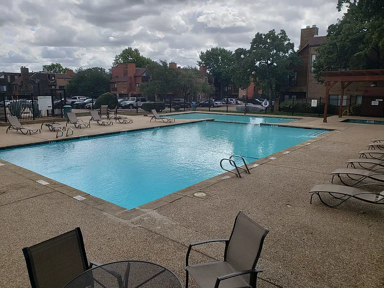 2305 Basil Dr #D301 — Photo 17