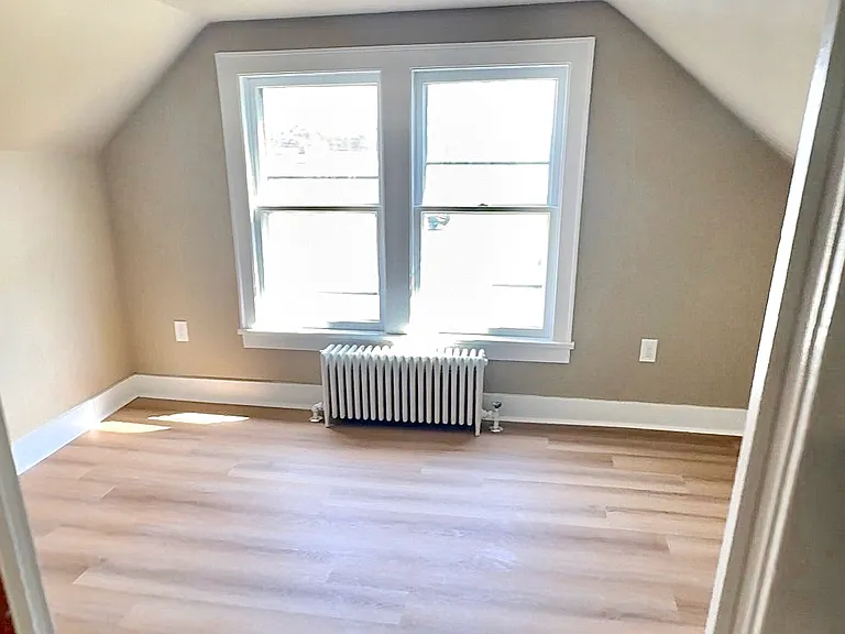 607 Boght Rd — Photo 11