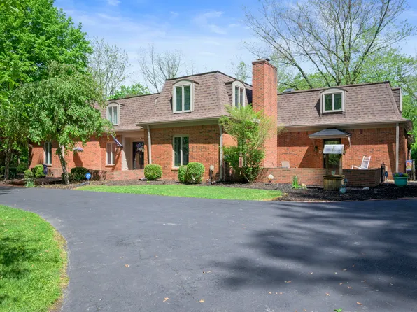 9686 S Mill Rd, Knightstown, IN 46148