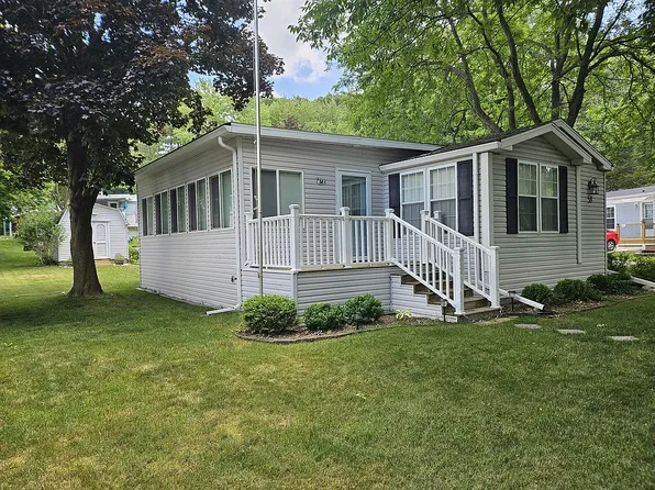 13033 Nineteen Mile Rd #58M, Gowen, MI 49326