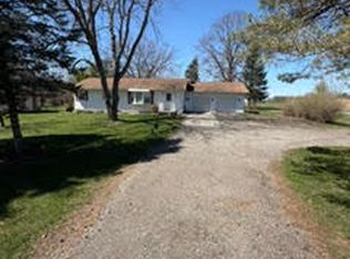 10607 N Hartel Rd, Grand Ledge, MI 48837