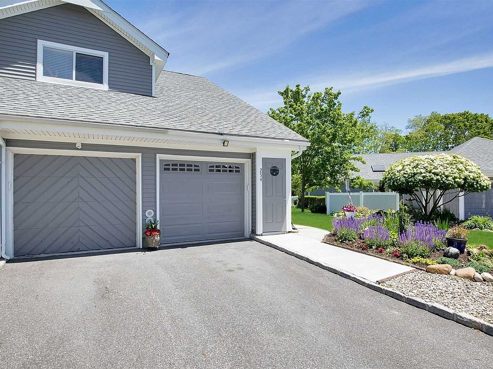 1st image of 254 River Dr