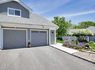 254 River Dr, Moriches, NY 11955