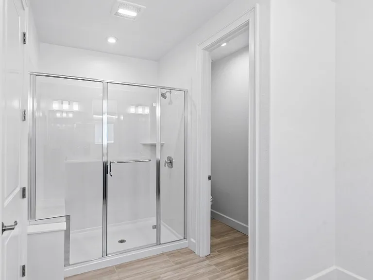 1744 Pedrozzi Cmn — Photo 22