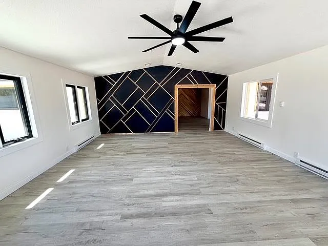 239 Nancy St — Photo 6
