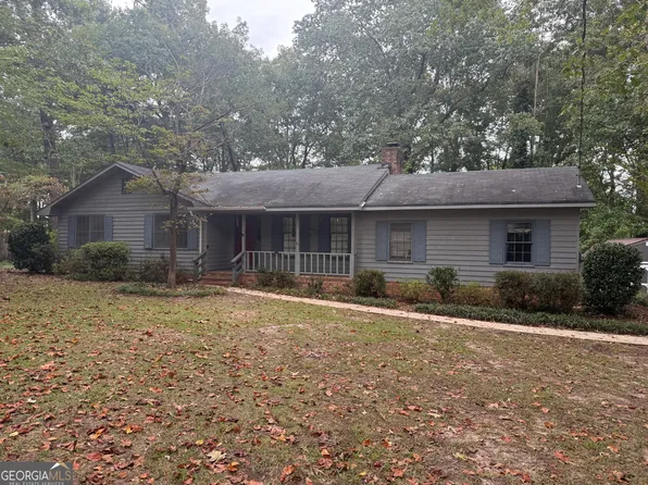 418 Ginger Cir, Lagrange, GA 30240