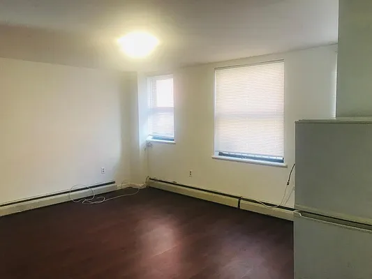 Rented by City Connections Realty | media 1