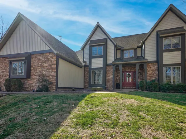 303 W Evergreen Plz N, Santa Claus, IN 47579