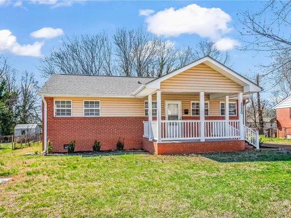 2220 E 24th St, Winston Salem, NC 27105