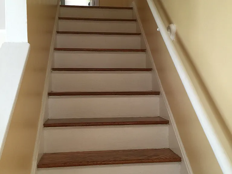 20 Elmhurst Cir — Photo 5