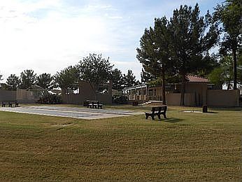 4th image of 1028 E Eagle Dr