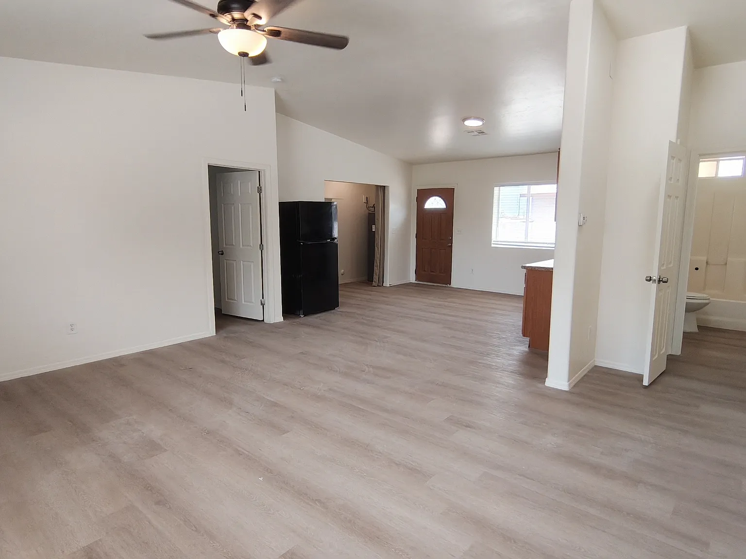 3 bed, 1300 sqft, $1,475 — Photo 3