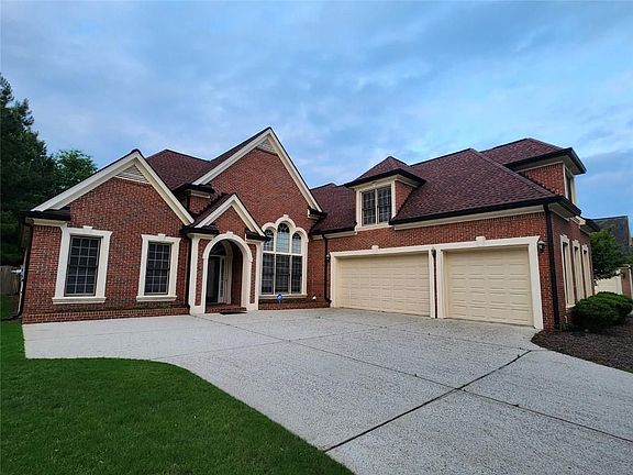 2nd image of 3910 Bonnett Creek Ln