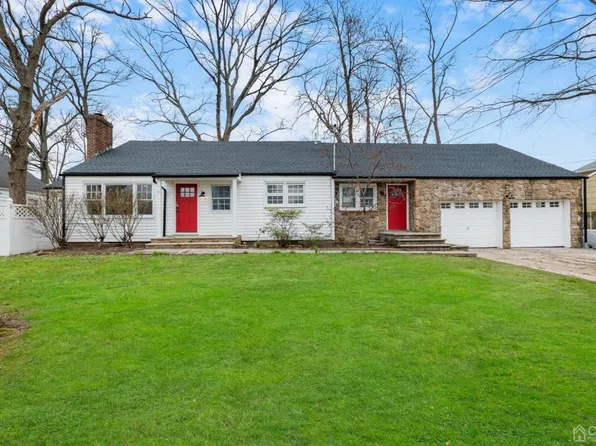 541 3rd Ave, North Brunswick, NJ 08902