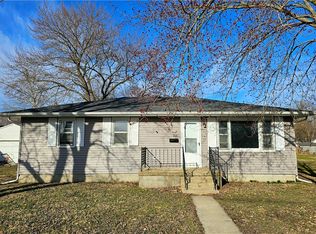 203 N Illinois St, Toledo, IL 62468