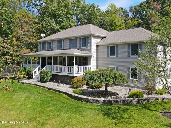 5 Rosell Court, Lagrangeville, NY 12540