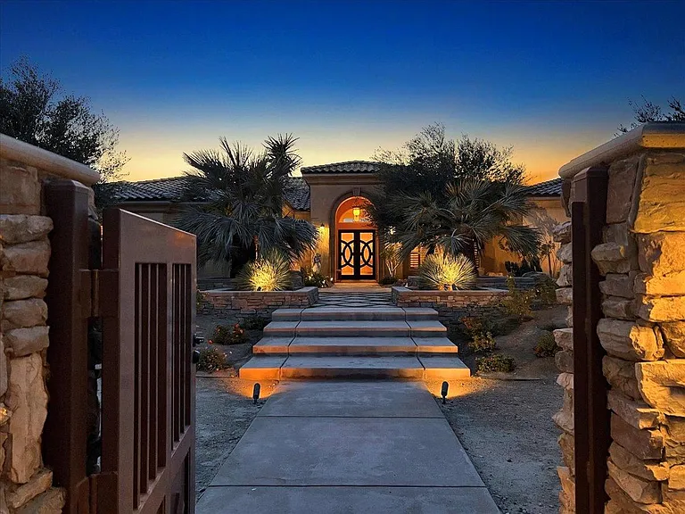 31453 Chimayo Rd — Photo 6