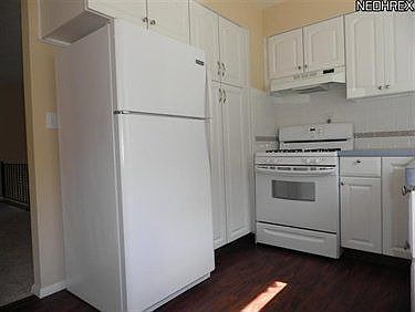 3rd image of 1216 Sparhawk Ave
