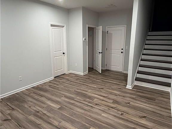 5th image of 1449 Creekside Cir NW