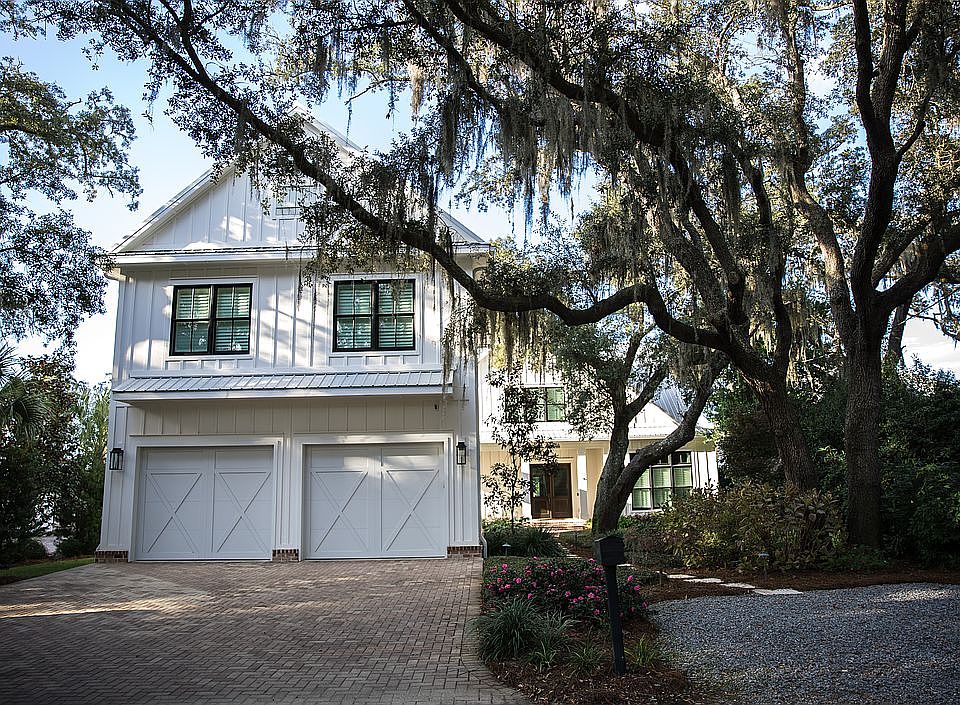 1st image of 518 Navy Cove Blvd