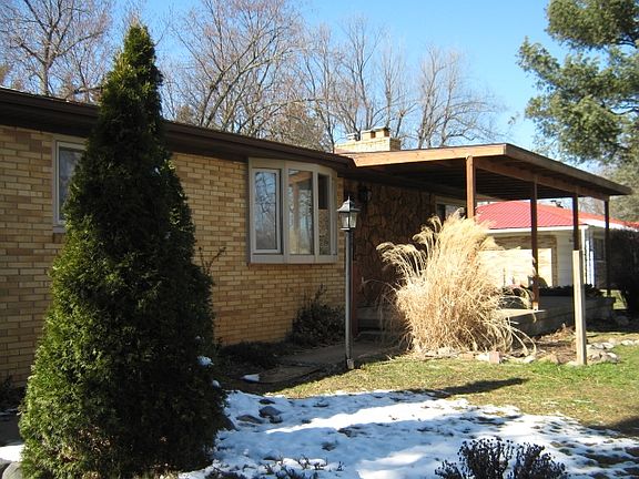 5th image of 4472 Killarney Park Dr
