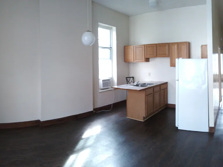 215 Albion Pl #2 — Photo 22