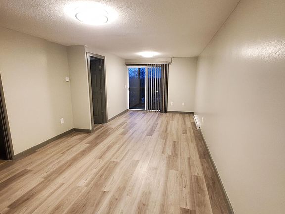 4th image of 265 Kensington Ave #14