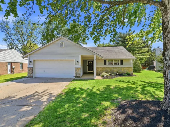 9262 White Pine Dr, Loveland, OH 45140