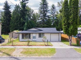 442 Harrison St, Sumner, WA 98390