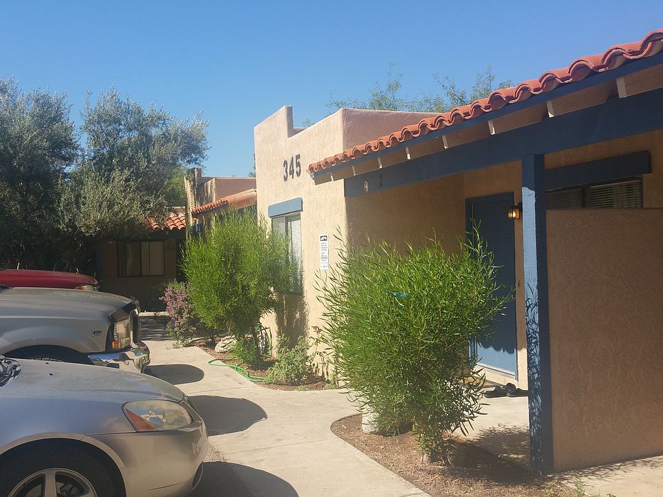 Front walk way