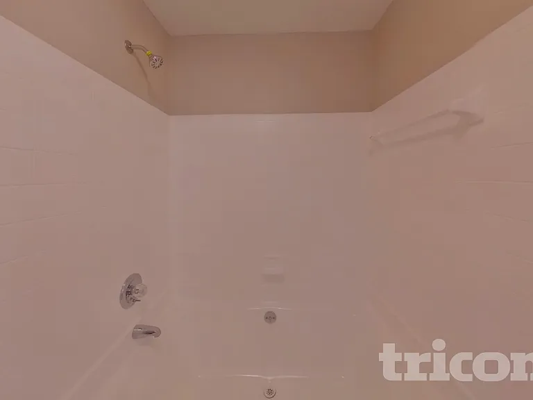 424 Forest Grove Cir — Photo 11