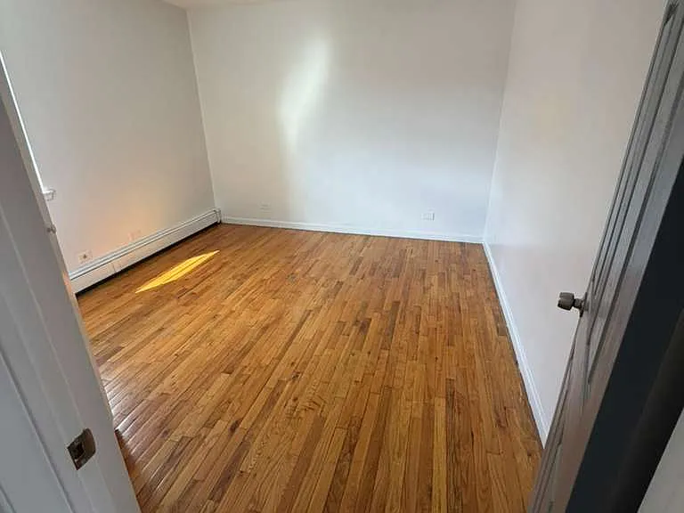 66 Devoe Ave #2 — Photo 7