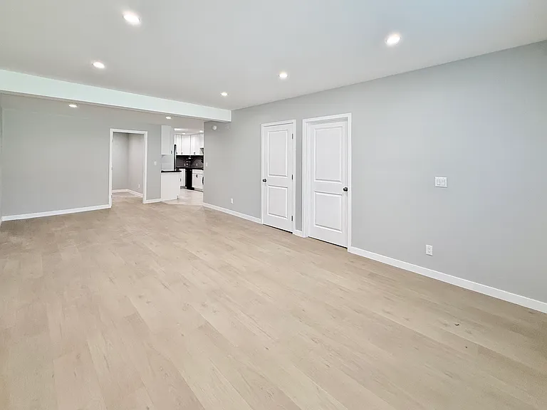 12532 Cranbrook Ave — Photo 9