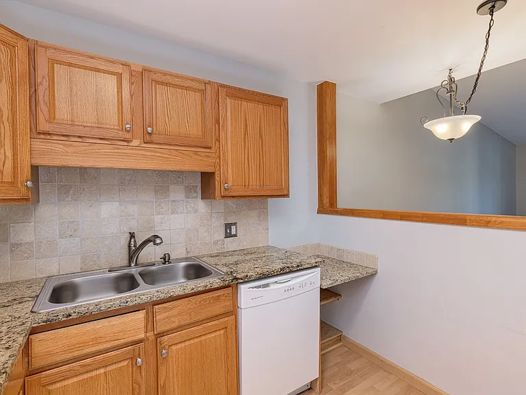 3022 S Wheeling Way #404 — Photo 4