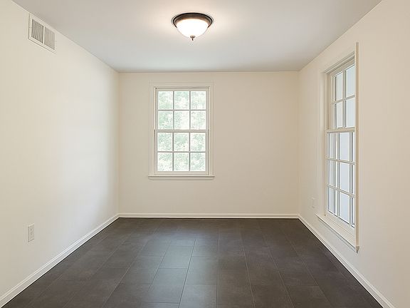 Dining area/front room
