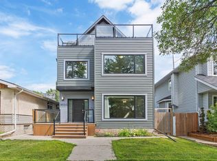 9533 101st St NW, Edmonton, AB T5K 0W6