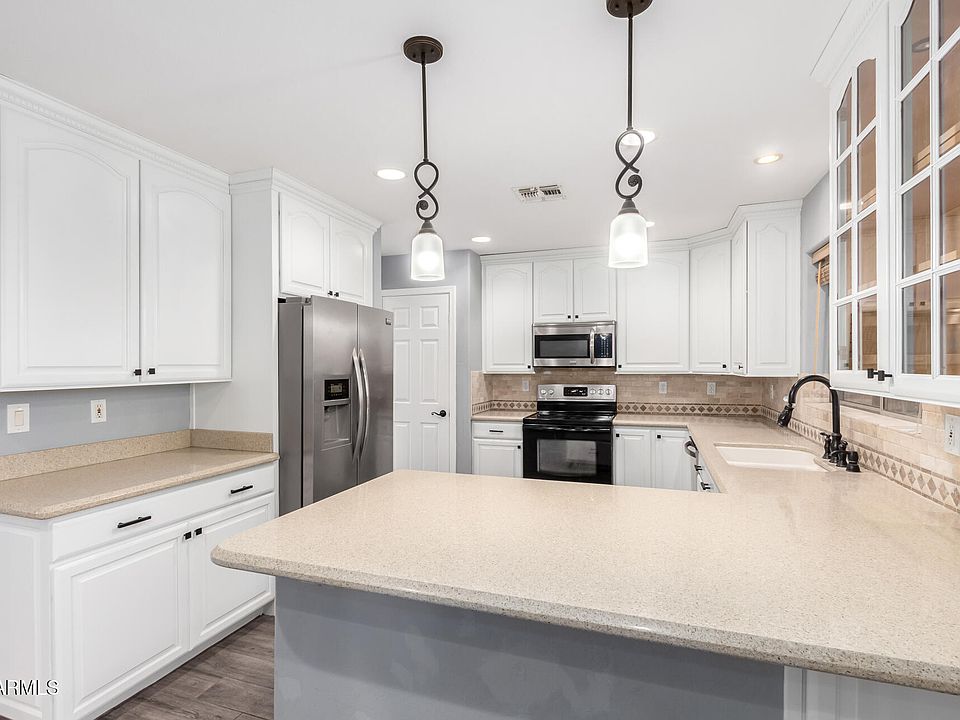 1st image of 3444 E FLAMINGO Court