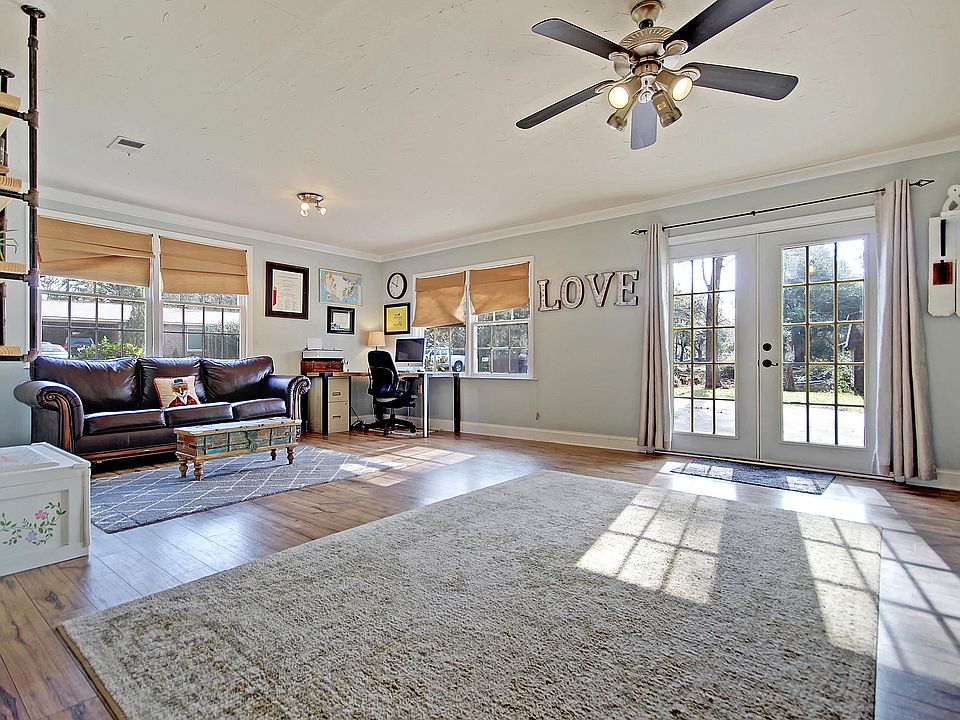 1st image of 4799 Holbird Dr