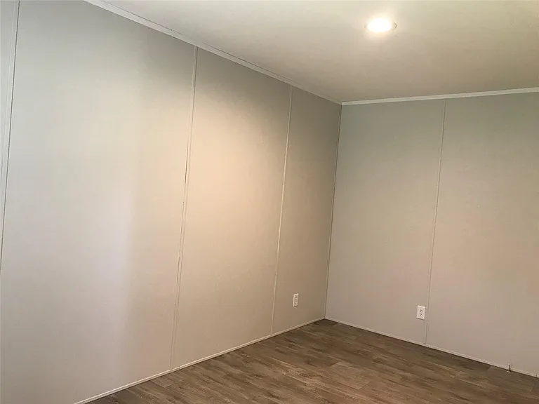 246 Brenda Rd — Photo 18