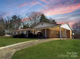 542 State Highway 126, Nebo, NC 28761