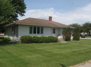 319 4th St NE, Staples, MN 56479