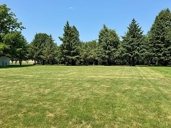 4th image of 1206 Viking Dr