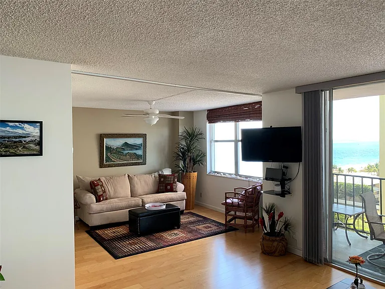 101 Briny Ave #1104 — Photo 7