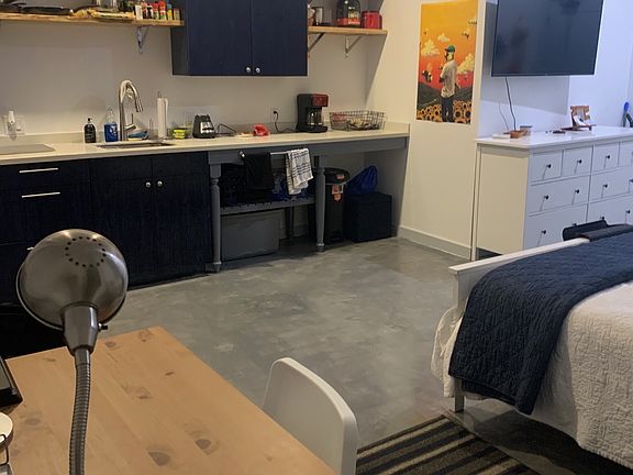 2nd image of 802 University Ave #10498499