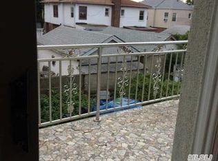 15818 77th Rd, Flushing, NY 11366