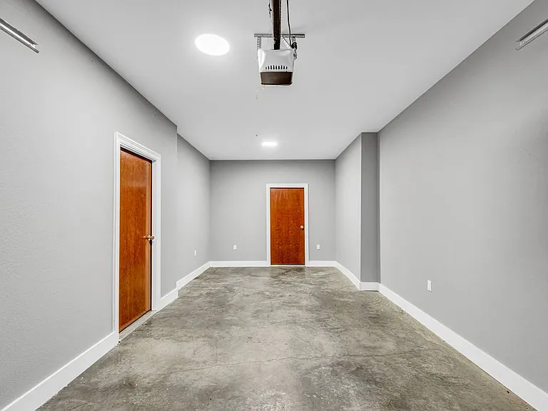112 E Orchard Loop — Photo 10